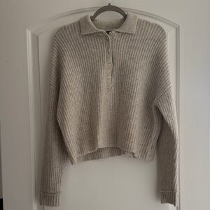 EUC American Eagle collared sweater, size XS
